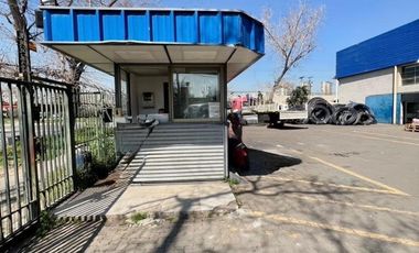 PROPIEDAD INDUSTRIAL CON BOEGAS / AV. MARATHON / MACUL