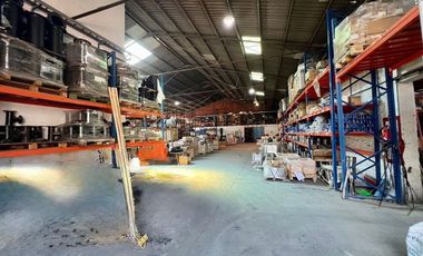 PROPIEDAD INDUSTRIAL CON BOEGAS / AV. MARATHON / MACUL