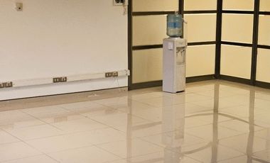 METRO PEDRO DE VALDIVIA / ANDRÉS BELLO