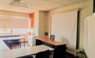 METRO PEDRO DE VALDIVIA / ANDRÉS BELLO