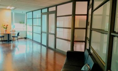 METRO PEDRO DE VALDIVIA / ANDRÉS BELLO