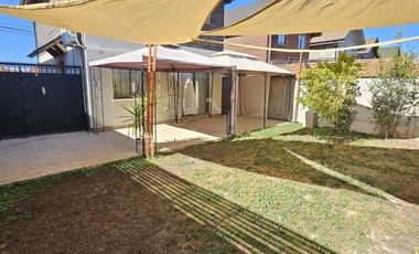 SE VENDE CASA EN VALLES DEL COUNTRY