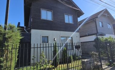 SE VENDE CASA EN VALLES DEL COUNTRY