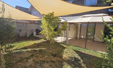 SE VENDE CASA EN VALLES DEL COUNTRY