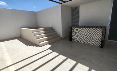 Penthouse amueblado en renta en Temozón Norte