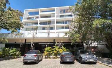 Penthouse amueblado en renta en Temozón Norte