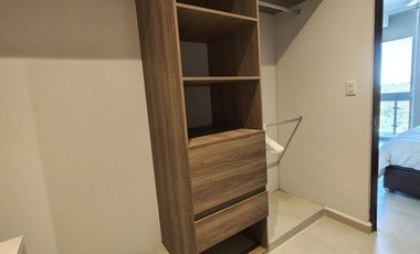 Penthouse amueblado en renta en Temozón Norte