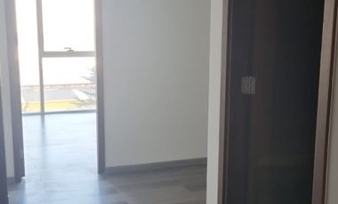 ARRIENDO OF. COMERCIAL OPEN MONTEMAR 1RECEPCION+1OF+1B+1EST.