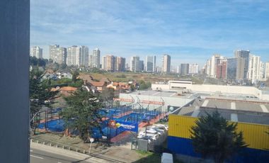 ARRIENDO OF. COMERCIAL OPEN MONTEMAR 1RECEPCION+1OF+1B+1EST.