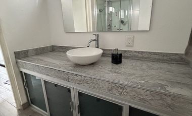 Casa de una sola planta, remodelada en Portales Sur