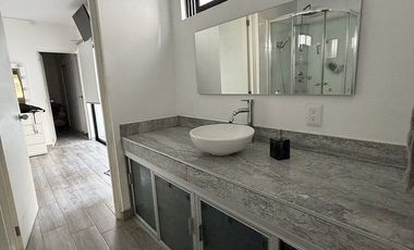 Casa de una sola planta, remodelada en Portales Sur