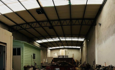 AMPLIA BODEGA DISPONIBLE EN TEQUISQUIAPAN: VENTA Y RENTA