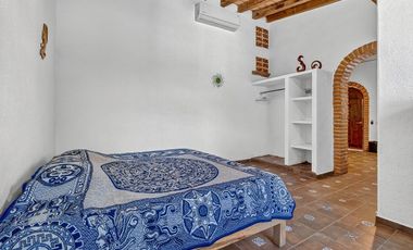 469 Sierra Rocallosa CASA MALETY JA