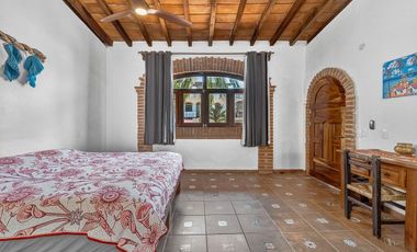 469 Sierra Rocallosa CASA MALETY JA