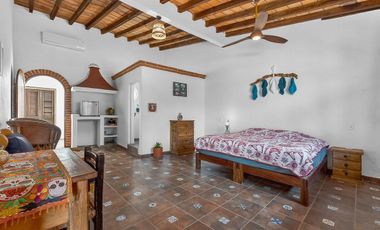 469 Sierra Rocallosa CASA MALETY JA