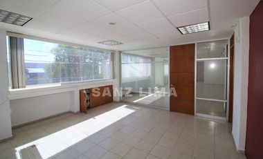 Las Fuentes: Magnifica área para oficinas, con excelente ubicación e iluminación