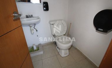 Las Fuentes: Magnifica área para oficinas, con excelente ubicación e iluminación