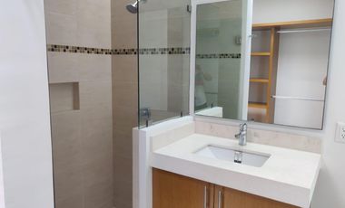 Casa en Venta en Fluvial Vallarta – Residencial Entre Ríos, 4 Recamaras y Excelente Ubicación