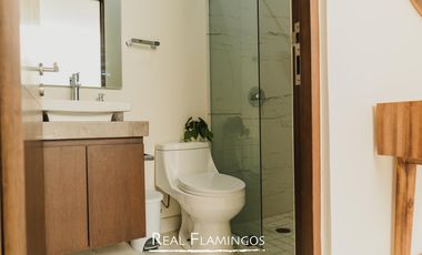 Casa en venta en Real Flamingos Bucerias con amenidades, alberca y seguridad
