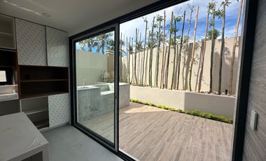 Casa en Venta en Karakal Nuevo Vallarta con roof top y alberca | 4 recamaras con una en planta baja