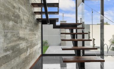 Casa en Venta en Karakal Residencial con Alberca Privada