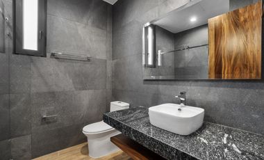 Casa en Venta en Karakal Residencial con Alberca Privada