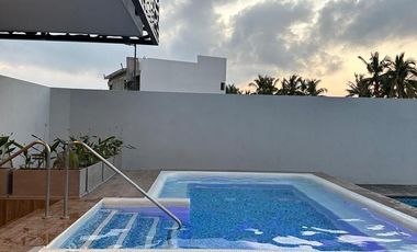 Casa en Venta en Karakal Residencial con Alberca Privada