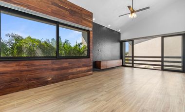 Casa en Venta en Karakal Residencial con Alberca Privada