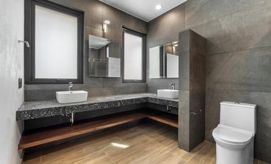 Casa en Venta en Karakal Residencial con Alberca Privada