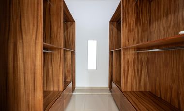 Casa en Venta en Villas Universidad Puerto Vallarta con Alberca Privada y Esquina