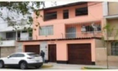 SE VENDE CASA - lIMA CERCADO