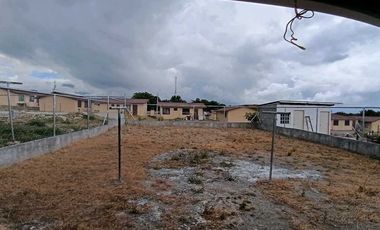 ALQUILO CASA CERCADA 3HAB ALTO BOQUETE