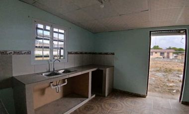 ALQUILO CASA CERCADA 3HAB ALTO BOQUETE