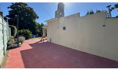 Venta casa 4 AMB a mts del colegio renacimiento PASO DEL REY