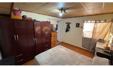 Venta casa 4 AMB a mts del colegio renacimiento PASO DEL REY