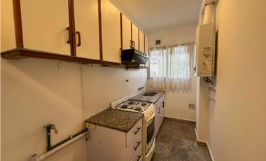 3 AMBIENTES A LA CALLE – TODO EXTERNO CON BALCÓN CORRIENTES 1700