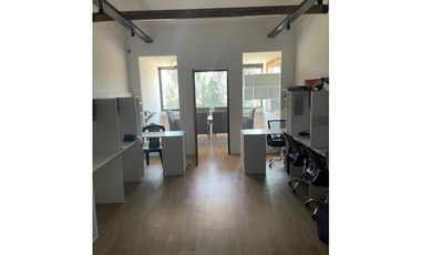 OFICINA ALQUILER EN LOMAS DE SAN ISIDRO