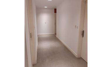 OFICINA ALQUILER EN LOMAS DE SAN ISIDRO