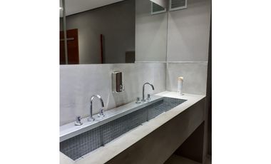 OFICINA ALQUILER EN LOMAS DE SAN ISIDRO