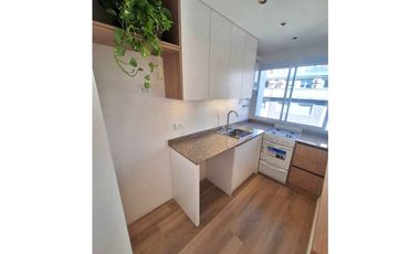 2 ambientes a nuevo. balcón. Amoblado. Centro Mar del Plata