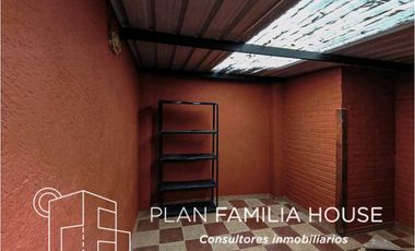 Casa en Cota en parcelacion, hermosa zona verde