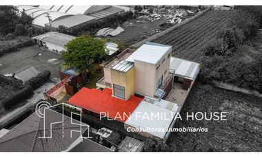 Casa en Cota en parcelacion, hermosa zona verde