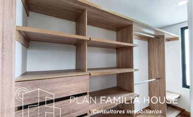 Casa en Cota en parcelacion, hermosa zona verde