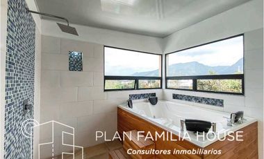 Casa en Cota en parcelacion, hermosa zona verde