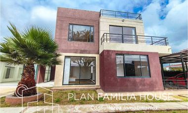 Casa en Cota en parcelacion, hermosa zona verde