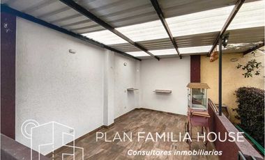 Casa en Cota en parcelacion, hermosa zona verde