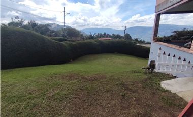 Se Arrienda Casa Campestre en el Alto de Virgen