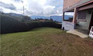 Se Arrienda Casa Campestre en el Alto de Virgen