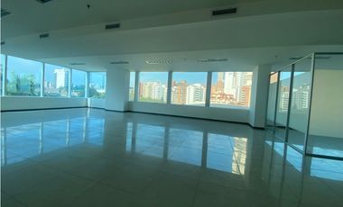 VENTA DE OFICINA EN EL COUNTRY - BARRANQUILLA