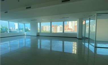VENTA DE OFICINA EN EL COUNTRY - BARRANQUILLA
